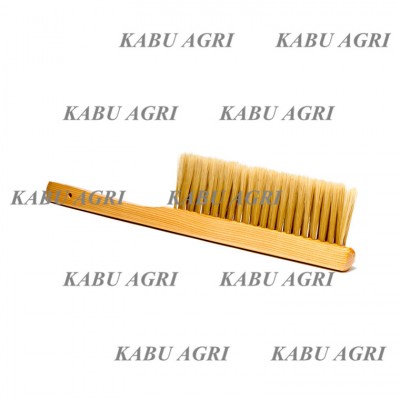 beekeeping bee brush